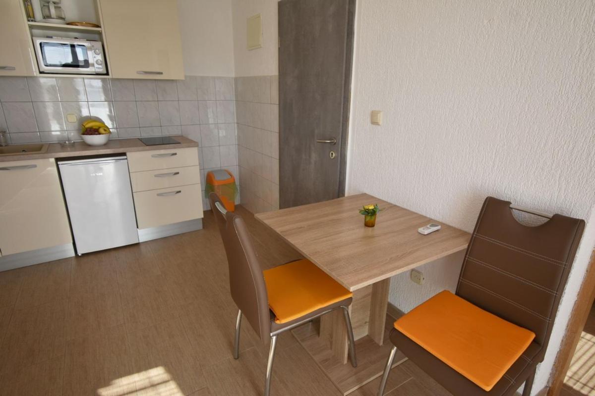 Denjak Apartments Kornić Exteriör bild