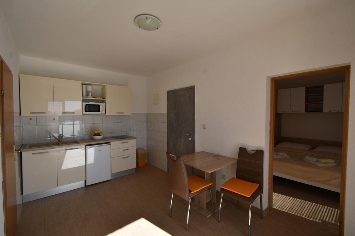 Denjak Apartments Kornić Exteriör bild